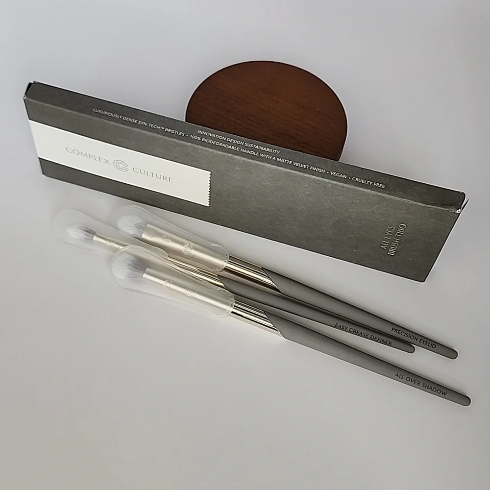 Complex Culture All Eyes Brush Trio